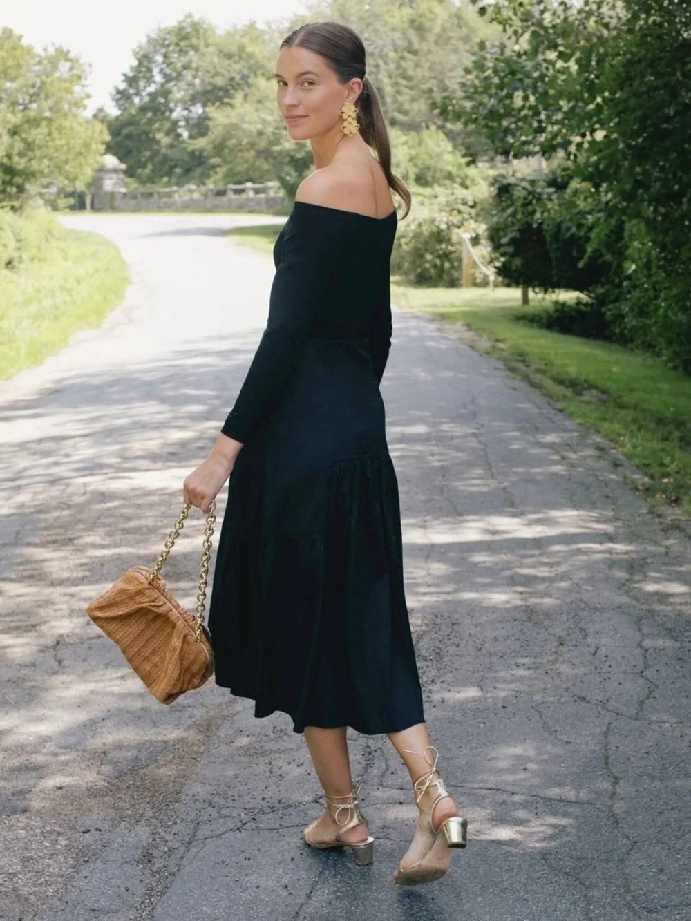 Tuckernuck | Black Off-Shoulder Marissa Long Sleeve Tiered Midi Dress ~ XXL